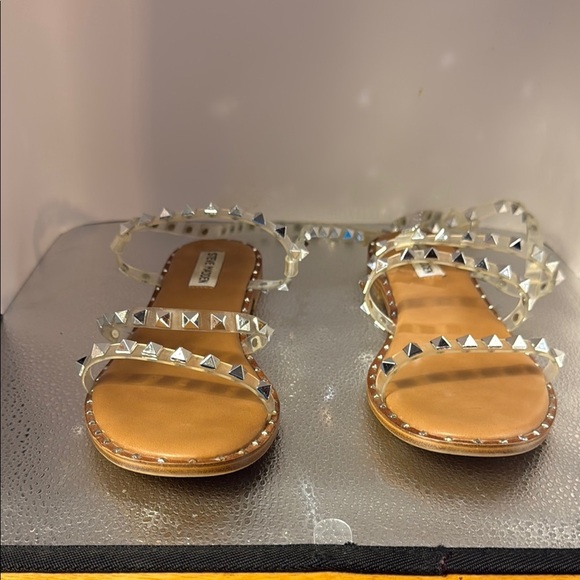 Steve Madden Tan and Silver Sandals with Rhinestone Embellishments - Picture 1 of 4